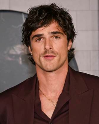 October 6, 2025, Los Angeles, California, USA: Australian actor JACOB ELORDI attends Los Angeles red carpet premiere of Netflix s Frankenstein Los Angeles USA - ZUMAb173 20251006_aap_b173_002 Copyright: xBillyxBennightx