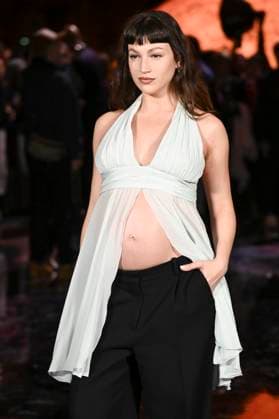 Paris Fashion Week Celebrities at Defile Chanel Ursula Corbero 449386 2025 10 06 France  Copyright: xSergexArnalx xStarfacex STAR_449386_080