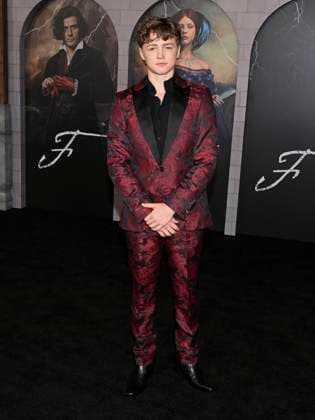 October 6, 2025, Los Angeles, California, USA: Canadian actor and voice actor CHRISTIAN CONVERY attends Los Angeles red carpet premiere of Netflix s Frankenstein Los Angeles USA - ZUMAb173 20251006_aap_b173_038 Copyright: xBillyxBennightx