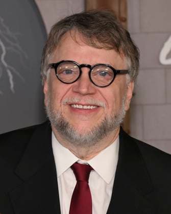 October 6, 2025, Los Angeles, California, USA: Mexican filmmaker, author, and artist GUILLERMO DEL TORO attends Los Angeles red carpet premiere of Netflix s Frankenstein Los Angeles USA - ZUMAb173 20251006_aap_b173_048 Copyright: xBillyxBennightx