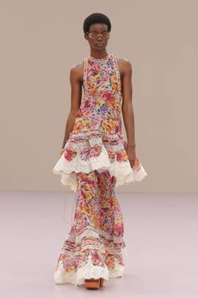 PFW - Zimmermann Runway A model walks the runway during the Zimmermann Womenswear Spring Summer 2026 show as part of Paris Fashion Week on October 6, 2025 in Paris, France. Photo by Alain-Gil Gonzalez ABACAPRESS.COM Paris France  Copyright: xGonzalezxAlain-Gil ABACAx
