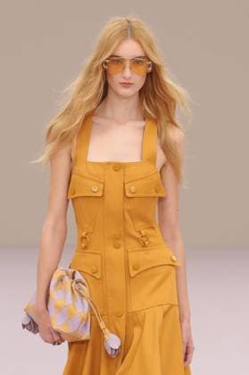 PFW - Zimmermann Runway A model walks the runway during the Zimmermann Womenswear Spring Summer 2026 show as part of Paris Fashion Week on October 6, 2025 in Paris, France. Photo by Alain-Gil Gonzalez ABACAPRESS.COM Paris France  Copyright: xGonzalezxAlain-Gil ABACAx