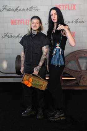 06 October 2025 . Los Angeles, California - Jamie Draven,Han Carter At Los Angeles Premiere of Netflix s Frankenstein held at Academy Museum of Motion Pictures in Los Angeles. Los Angeles USA - ZUMAa123 20251006_zaa_a123_026 Copyright: xFSx