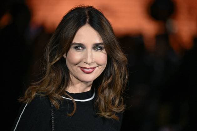 PFW Chanel Photocall Elsa Zylberstein attending the Chanel Womenswear Spring Summer 2026 show as part of Paris Fashion Week in Paris, France on October 06, 2025. Photo by Aurore Marechal ABACAPRESS.COM Paris France  Copyright: xMarechalxAurore ABACAx