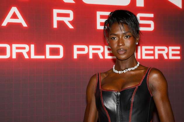 October 6, 2025, Los Angeles, California, USA: Jodie Turner Smith at the World Premiere of Tron Ares at the TCL Chinese Theatre IMAX Los Angeles USA - ZUMAg107 20251006_zep_g107_113 Copyright: xNinaxPrommerx