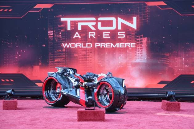October 6, 2025, Los Angeles, California, USA: Tron Lightcycle, General Atmosphere at the World Premiere of Tron Ares at the TCL Chinese Theatre IMAX Los Angeles USA - ZUMAg107 20251006_zep_g107_135 Copyright: xNinaxPrommerx