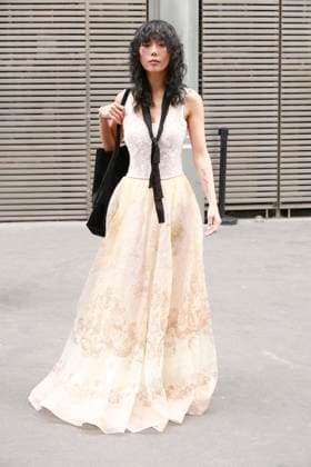 Xiayan Guo The arrivals of the ZIMMERMANN fashion show during Paris Fashion Week, Prêt à Porter Femme Printemps Été 2026 at the Carreau du Temple in Paris, Monday, October 6, 2025 Paris France  Copyright: xChristophexAubertxviaxBestimagexChristophexAubertxviaxBestimagex