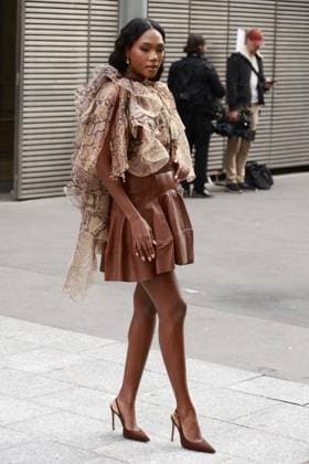 The arrivals of the ZIMMERMANN fashion show during Paris Fashion Week, Prêt à Porter Femme Printemps Été 2026 at Carreau du Temple in Paris, Monday, October 6, 2025 Paris France  Copyright: xChristophexAubertxviaxBestimagexChristophexAubertxviaxBestimagex