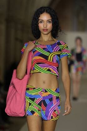 PFW - Agnes B Runway A model walks the runway during the Agnès b Ready to Wear Spring Summer 2026 fashion show as part of the Paris Fashion Week on October 6, 2025 in Paris, France. Photo by Alain-Gil Gonzalez ABACAPRESS.COM Paris France  Copyright: xGonzalezxAlain-Gil ABACAx