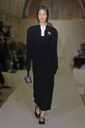 PFW - Agnes B Runway A model walks the runway during the Agnès b Ready to Wear Spring Summer 2026 fashion show as part of the Paris Fashion Week on October 6, 2025 in Paris, France. Photo by Alain-Gil Gonzalez ABACAPRESS.COM Paris France  Copyright: xGonzalezxAlain-Gil ABACAx