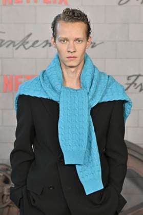 Felix Kammerer at the premiere of the movie Frankenstein at the Academy Museum of Motion Pictures Los Angeles, 06 10 2025 Foto:xD.xStarbuckx xFuturexImagex frankenstein_5122