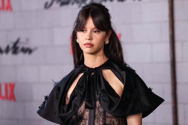 Los Angeles Premiere Of Netflix s Frankenstein English actress, producer, and writer Mia Goth wearing Dior with shoes by Paris Texas and jewelry by Tiffany and Co. arrives at the Los Angeles Premiere Of Netflix s Frankenstein held at the Academy Museum of Motion Pictures in Miracle Mile, Los Angeles, California, United States. Academy Museum of Motion Pictures, Miracle Mile, Los Angeles, California, USA California United States  Copyright: xImagexPressxAgencyx originalFilename: collin-losangel251007_npGFy.jpg