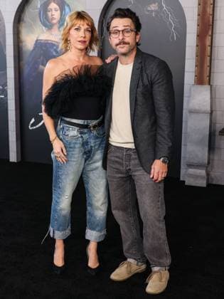 Los Angeles Premiere Of Netflix s Frankenstein American actress Mary Elizabeth Ellis and husband American actor, writer, and producer Charlie Day arrive at the Los Angeles Premiere Of Netflix s Frankenstein held at the Academy Museum of Motion Pictures in Miracle Mile, Los Angeles, California, United States. Academy Museum of Motion Pictures, Miracle Mile, Los Angeles, California, USA California United States  Copyright: xImagexPressxAgencyx originalFilename: collin-losangel251007_npAyf.jpg