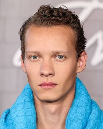 Los Angeles Premiere Of Netflix s Frankenstein MIRACLE MILE, LOS ANGELES, CALIFORNIA, USA - OCTOBER 06: Austrian actor Felix Kammerer arrives at the Los Angeles Premiere Of Netflix s Frankenstein held at the Academy Museum of Motion Pictures on October 6, 2025 in Miracle Mile, Los Angeles, California, United States., Credit:Xavier Collin Avalon United States, California, Los Angeles, Academy Museum of Motion Pictures Copyright: xXavierxCollinx xAvalonx 1044000304