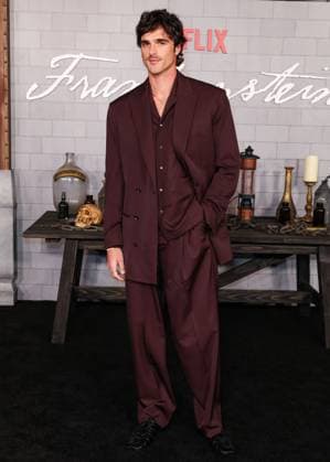 Los Angeles Premiere Of Netflix s Frankenstein MIRACLE MILE, LOS ANGELES, CALIFORNIA, USA - OCTOBER 06: Australian actor Jacob Elordi arrives at the Los Angeles Premiere Of Netflix s Frankenstein held at the Academy Museum of Motion Pictures on October 6, 2025 in Miracle Mile, Los Angeles, California, United States., Credit:Xavier Collin Avalon United States, California, Los Angeles, Academy Museum of Motion Pictures Copyright: xXavierxCollinx xAvalonx 1044001911