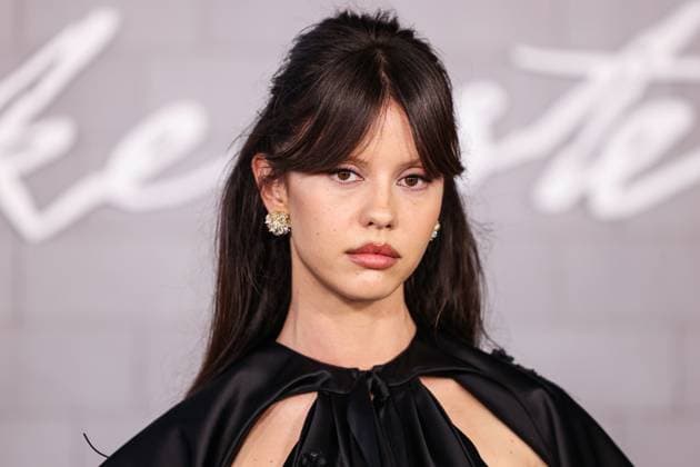 Los Angeles Premiere Of Netflix s Frankenstein MIRACLE MILE, LOS ANGELES, CALIFORNIA, USA - OCTOBER 06: English actress, producer, and writer Mia Goth wearing Dior with shoes by Paris Texas and jewelry by Tiffany and Co. arrives at the Los Angeles Premiere Of Netflix s Frankenstein held at the Academy Museum of Motion Pictures on October 6, 2025 in Miracle Mile, Los Angeles, California, United States., Credit:Xavier Collin Avalon United States, California, Los Angeles, Academy Museum of Motion Pictures Copyright: xXavierxCollinx xAvalonx 1044004048