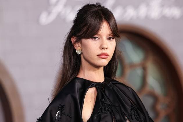 Los Angeles Premiere Of Netflix s Frankenstein MIRACLE MILE, LOS ANGELES, CALIFORNIA, USA - OCTOBER 06: English actress, producer, and writer Mia Goth wearing Dior with shoes by Paris Texas and jewelry by Tiffany and Co. arrives at the Los Angeles Premiere Of Netflix s Frankenstein held at the Academy Museum of Motion Pictures on October 6, 2025 in Miracle Mile, Los Angeles, California, United States., Credit:Xavier Collin Avalon United States, California, Los Angeles, Academy Museum of Motion Pictures Copyright: xXavierxCollinx xAvalonx 1044004288