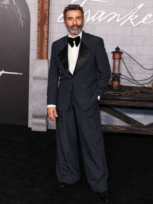 Los Angeles Premiere Of Netflix s Frankenstein MIRACLE MILE, LOS ANGELES, CALIFORNIA, USA - OCTOBER 06: Guatemalan-American actor Oscar Isaac arrives at the Los Angeles Premiere Of Netflix s Frankenstein held at the Academy Museum of Motion Pictures on October 6, 2025 in Miracle Mile, Los Angeles, California, United States., Credit:Xavier Collin Avalon United States, California, Los Angeles, Academy Museum of Motion Pictures Copyright: xXavierxCollinx xAvalonx 1044004919