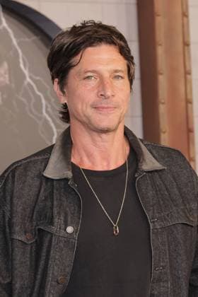 Netflix s Frankenstein Los Angeles Premiere Screening - Arrivals Simon Rex attends Frankenstein Film Premiere at the Academy Museum of Motion Pictures on October 6, 2025 in Los Angeles, California. Los Angeles Academy Museum of Motion Picture CA USA Copyright: xCraSH imageSPACEx