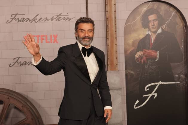 Netflix s Frankenstein Los Angeles Premiere Screening - Arrivals Oscar Isaac attends Frankenstein Film Premiere at the Academy Museum of Motion Pictures on October 6, 2025 in Los Angeles, California. Los Angeles Academy Museum of Motion Picture CA USA Copyright: xCraSH imageSPACEx