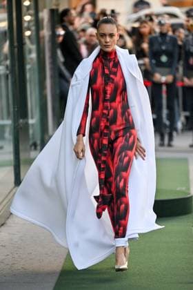 PFW Pierre Cardin Runway A model walks the runway during Pierre Cardin show during Paris Fashion Week in Paris, France on October 7, 2025. Photo by Julien Reynaud APS-Medias ABACAPRESS.COM Paris France  Copyright: xReynaudxJulien APS-Medias ABACAx