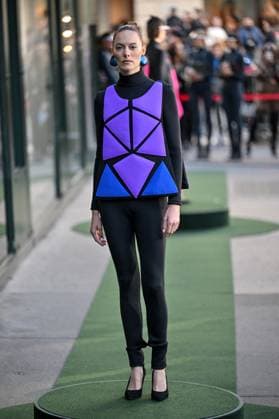 PFW Pierre Cardin Runway A model walks the runway during Pierre Cardin show during Paris Fashion Week in Paris, France on October 7, 2025. Photo by Julien Reynaud APS-Medias ABACAPRESS.COM Paris France  Copyright: xReynaudxJulien APS-Medias ABACAx