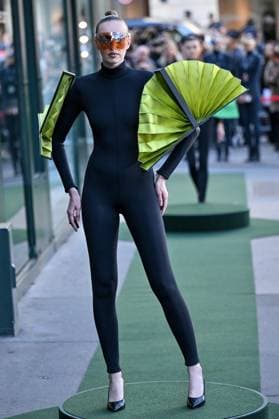 PFW Pierre Cardin Runway A model walks the runway during Pierre Cardin show during Paris Fashion Week in Paris, France on October 7, 2025. Photo by Julien Reynaud APS-Medias ABACAPRESS.COM Paris France  Copyright: xReynaudxJulien APS-Medias ABACAx