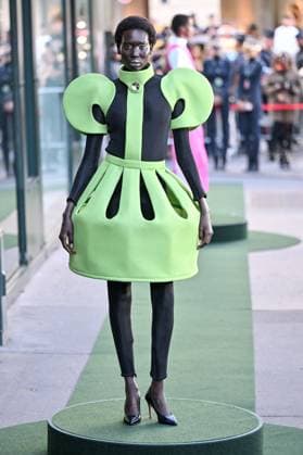 PFW Pierre Cardin Runway A model walks the runway during Pierre Cardin show during Paris Fashion Week in Paris, France on October 7, 2025. Photo by Julien Reynaud APS-Medias ABACAPRESS.COM Paris France  Copyright: xReynaudxJulien APS-Medias ABACAx