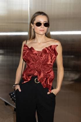 Julia Comil au défilé AJE Collection Prêt à Porter Printemps Été 2026 lors de la Fashion Week de Paris PFW , le 7 Octobre 2025 Jeremy MELLOUL Bestimage Celebrities at AJE Fashion Show Ready to Wear Collection Spring Summer 2026 during Paris Fashion Week on 7th, October, 2025  Copyright: xJeremyxMelloulx xBestimagexJeremyxMelloulx xBestimagex