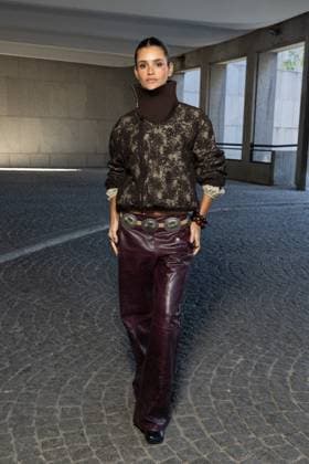 Izabel Ottoni au défilé Christopher Esber Collection Prêt à Porter Printemps Été 2026 lors de la Fashion Week de Paris PFW , le 7 Octobre 2025 Jeremy MELLOUL Bestimage Celebrities at Christopher Esber Fashion Show Ready to Wear Collection Spring Summer 2026 during Paris Fashion Week on 7th, October, 2025  Copyright: xJeremyxMelloulx xBestimagexJeremyxMelloulx xBestimagex