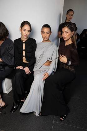 Clelia Montali , Jade Gattoni, Isabeau De La Tour au défilé Christopher Esber Collection Prêt à Porter Printemps Été 2026 lors de la Fashion Week de Paris PFW , le 7 Octobre 2025 Jeremy MELLOUL Bestimage Celebrities at Christopher Esber Fashion Show Ready to Wear Collection Spring Summer 2026 during Paris Fashion Week on 7th, October, 2025  Copyright: xJeremyxMelloulx xBestimagexJeremyxMelloulx xBestimagex