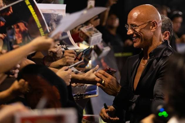 October 7, 2025, Mexico City, Mexico: DWAYNE JOHNSON, producer and lead actor, along with director BENNY SAFDIE , presented the film The Smashing Machine at a special fan event in Mexico City. Mexico City Mexico - ZUMAl178 20251007_znp_l178_007 Copyright: xCristianxLeyvax