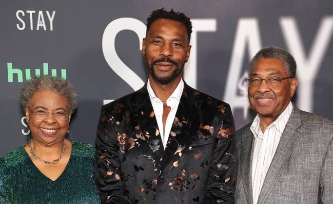 07 October 2025 - Los Angeles, California - Barbara Thompson, Garett Thompson, Sterling Thompson. Los Angeles Premiere Of Andscape s Stay held at the Academy Museum of Motion Pictures. Los Angeles USA - ZUMAa123 20251007_zaa_a123_034 Copyright: xADx