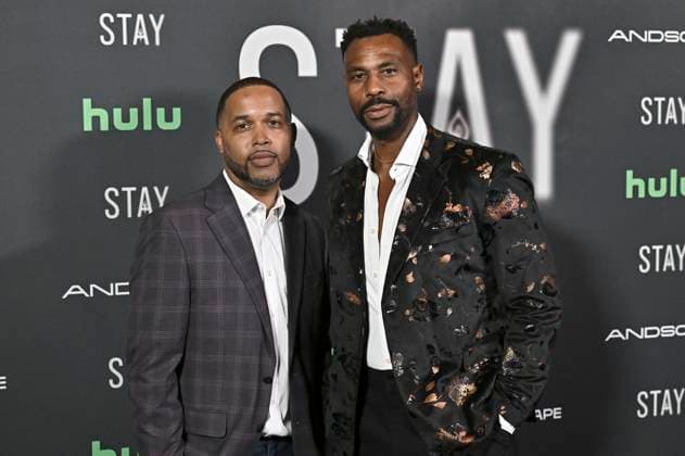 Jas Summers and Garrett Thompson at the premiere of the Hulu movie Stay at the Ted Mann Theater Los Angeles, 07 10 2025 Foto:xD.xStarbuckx xFuturexImagex stay_5005