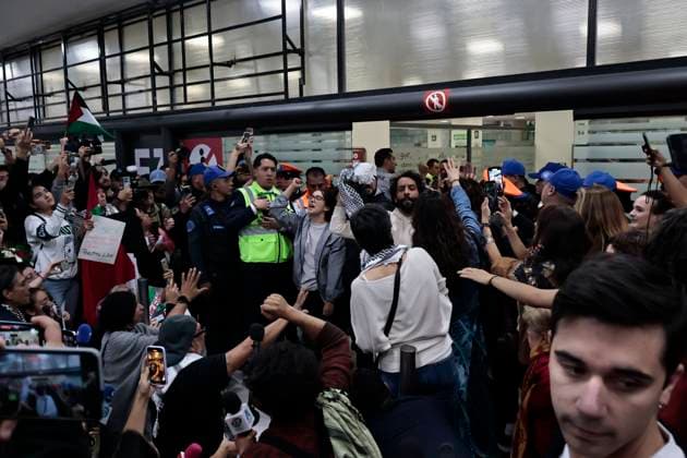 October 8, 2025, Mexico, Cdmx, Mexico: This Wednesday, SOL GONZALEZ EGUIA, ERNESTO LEDESMA ARRONTE, ARLIN MEDRANO GUZMAN, CARLOS PEREZ OSORIO, DIEGO VAZQUEZ GALINDO, and LAURA ALEJANDRA VELEZ RUIZ GAITAN arrived repatriated after being intercepted and detained by the State of Israel while attempting to deliver aid to the Palestinian people on the SUMUD Global Flotilla. The Mexican government, through the Ministry of Foreign Affairs (SRE), was responsible for the accompaniment and repatriation of these activists for their arrival at Mexico City International Airport Mexico Mexico - ZUMAp204 20251008_zip_p204_001 Copyright: xJosuexPerezx