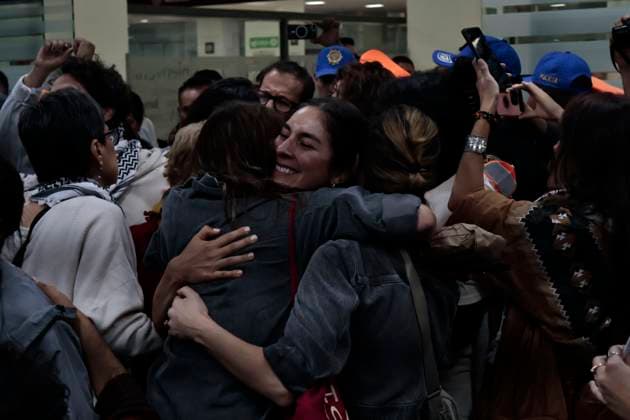 October 8, 2025, Mexico, Cdmx, Mexico: This Wednesday, SOL GONZALEZ EGUIA, ERNESTO LEDESMA ARRONTE, ARLIN MEDRANO GUZMAN, CARLOS PEREZ OSORIO, DIEGO VAZQUEZ GALINDO, and LAURA ALEJANDRA VELEZ RUIZ GAITAN arrived repatriated after being intercepted and detained by the State of Israel while attempting to deliver aid to the Palestinian people on the SUMUD Global Flotilla. The Mexican government, through the Ministry of Foreign Affairs (SRE), was responsible for the accompaniment and repatriation of these activists for their arrival at Mexico City International Airport Mexico Mexico - ZUMAp204 20251008_zip_p204_005 Copyright: xJosuexPerezx