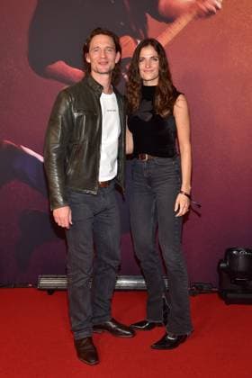 German premiere of SPRINGSTEEN August Wittgenstein with wife Mia Rohla Arrival at the German premiere of SPRINGSTEEN DELIVER ME FROM NOWHEWRE in Berlin on 08 10 2025 Photopress Mueller