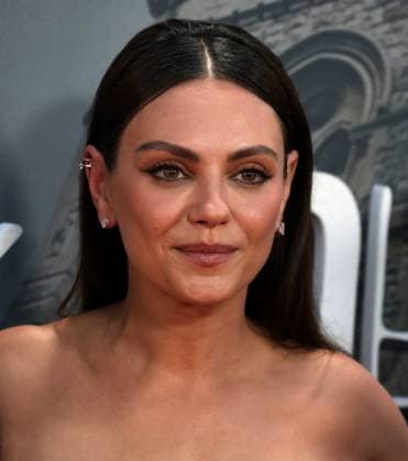 Wake Up Dead Man: A Knives Out Mystery Opening Gala - The 69th BFI London Film Festival Mila Kunis at the Wake Up Dead Man: A Knives Out Mystery Opening Gala - The 69th BFI London Film Festival London Royal Festival Hall UK Copyright: xFredxDuvalx