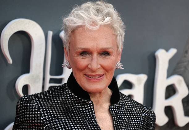 Wake Up Dead Man: A Knives Out Mystery Opening Gala - The 69th BFI London Film Festival Glenn Close at the Wake Up Dead Man: A Knives Out Mystery Opening Gala - The 69th BFI London Film Festival London Royal Festival Hall UK Copyright: xFredxDuvalx