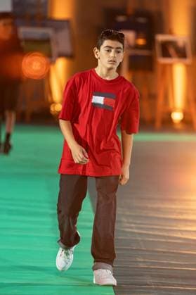 Runway For The Association Debout En Bouts At Roland-Garros Ethan Maduro walks the runway for the association Debout En Bouts. 30 amputees wearing prosthetics parade on the Philippe-Chatrier court at Roland-Garros stadium on October 08, 2025 in Paris, France. Photo by Nasser Berzane ABACAPRESS.COM Paris France  Copyright: xBerzanexNasser ABACAx