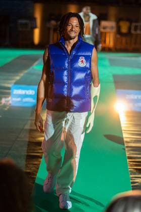 Runway For The Association Debout En Bouts At Roland-Garros Arnaud Assoumani walks the runway for the association Debout En Bouts. 30 amputees wearing prosthetics parade on the Philippe-Chatrier court at Roland-Garros stadium on October 08, 2025 in Paris, France. Photo by Nasser Berzane ABACAPRESS.COM Paris France  Copyright: xBerzanexNasser ABACAx