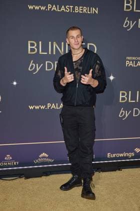 Lukas Sauer World premiere of the show BLINDED by DELIGHT at Friedrichstadt Palast Berlin on 08 10 2025 Premiere BLINDED by DELIGHT