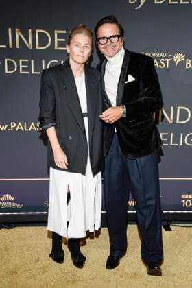 abb wife Peggy and Kristian Schuller on the carpet at the world premiere of the new Grand Show Blinded by delight at Friedrichstadt Palast on 08 10 2025 in Berlin Berlin Germany