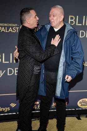 abb Jeremy Scott and Jean Paul Gaultier on the carpet at the world premiere of the new Grand Show Blinded by delight at Friedrichstadt Palast on 08 10 2025 in Berlin Berlin Germany