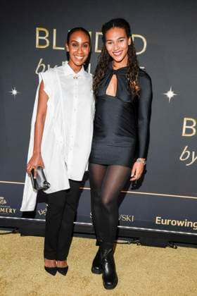 abb Hadnet Tesfai and Marie Mouroum on the carpet at the world premiere of the new Grand Show Blinded by delight at Friedrichstadt Palast on 08 10 2025 in Berlin Berlin Germany