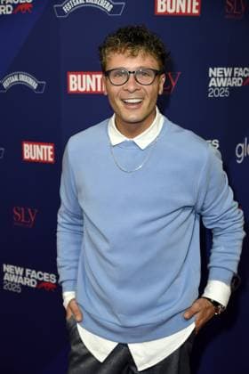 Emil Kusmirek at the presentation of the BUNTE New Face Award at the Festsaal Kreuzberg in Berlin on 08 10 2025