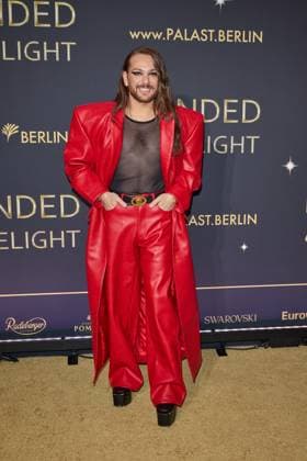 Riccardo Simonetti world premiere of the show BLINDED by DELIGHT at Friedrichstadt Palast Berlin on 08 10 2025 Premiere BLINDED by DELIGHT