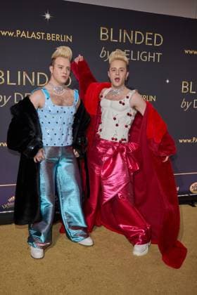 Jeward world premiere of the show BLINDED by DELIGHT at Friedrichstadt Palast Berlin on 08 10 2025 Premiere BLINDED by DELIGHT