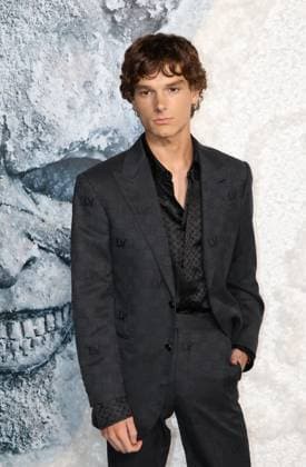 Black Phone 2 Film Premiere, Los Angeles, California, USA - 08 Oct 2025 Mason Thames at the Los Angeles premiere of Universal Pictures Black Phone 2 held at TCL Chinese Theatre in Hollywood, USA on October 08, 2025., Credit:Lumeimages.com Avalon USA, California, Hollywood, Hollywood, CA, USA Copyright: xLumeimages.comx xAvalonx 1044310557