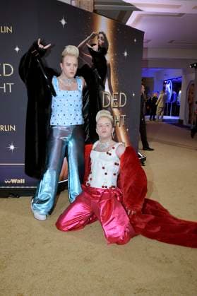 Jedward at the world premiere of the Blinded by Delight Grand Show 2025 at Friedrichstadt Palast Berlin, 08 10 2025 Foto:xM.xBehrensx xFuturexImagex blinded_5032